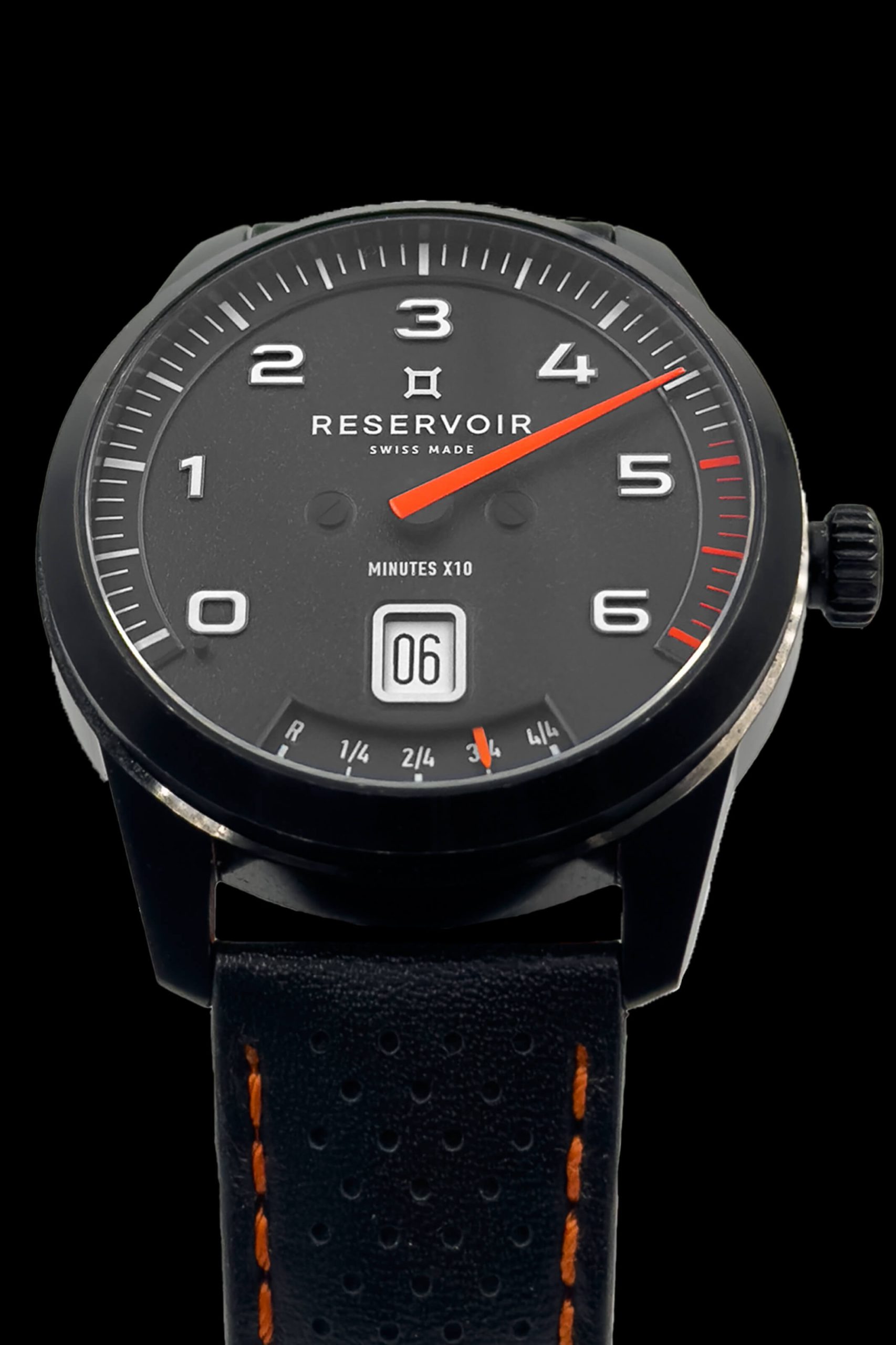 ブラックReservoir 、ミニマルなダイアル、ホワイトの数字、レッド。 針レザーストラップ。