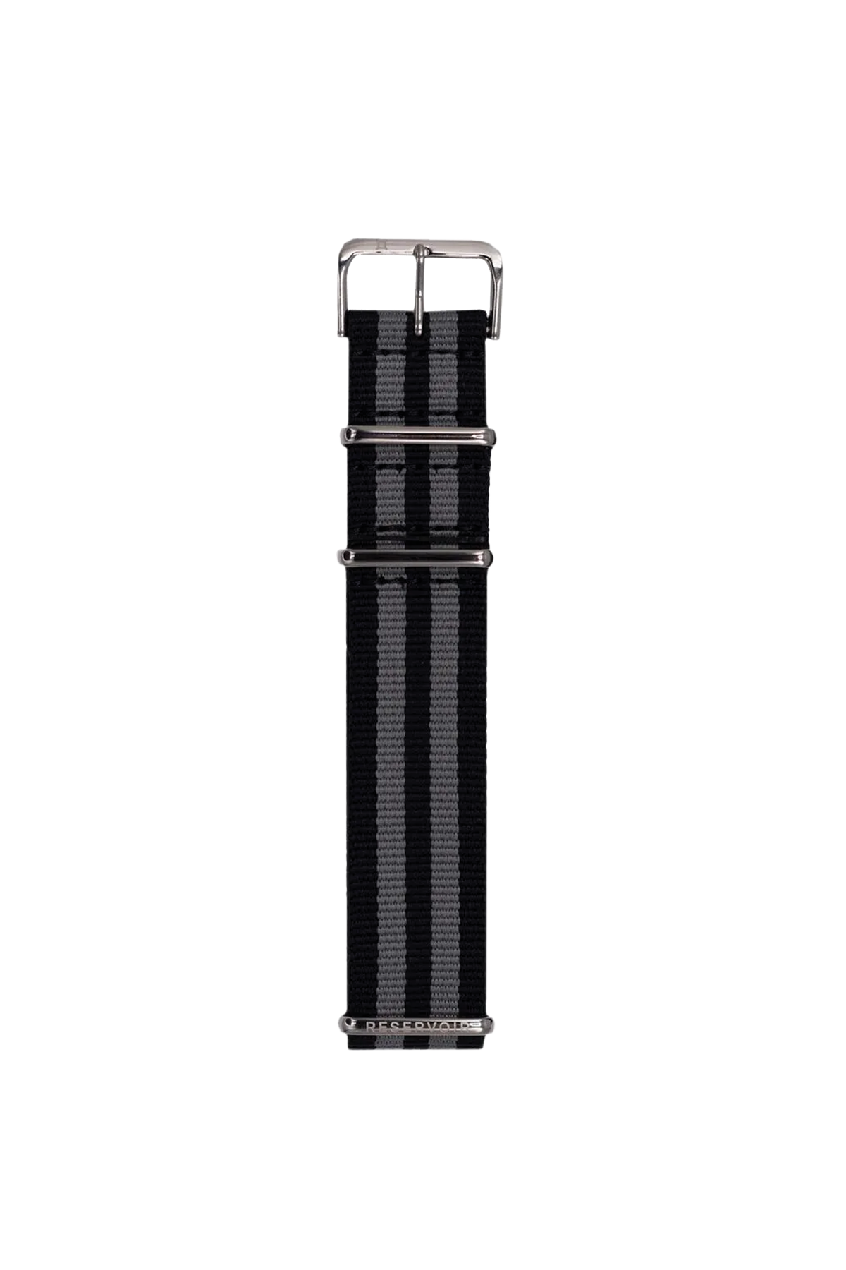 un briquet noir et argenté sur fond blanc