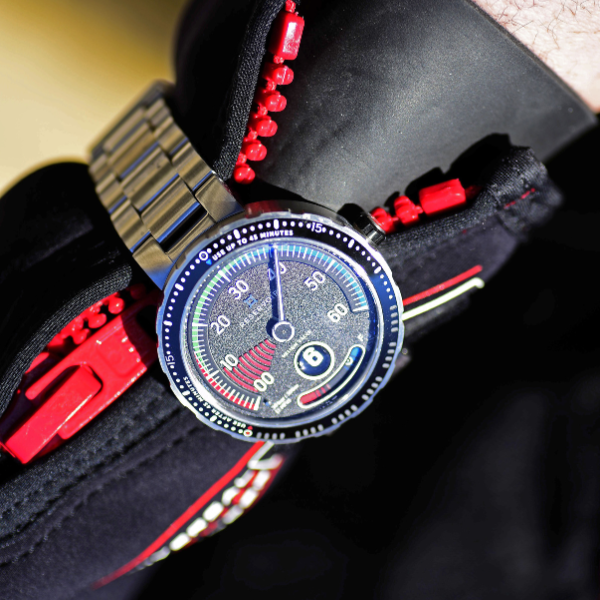 Analog watch - Watch