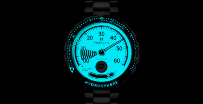 Wristwatch with luminous dial, black strap, gauge-like design, "RESERVOIR HYDROSPHERE" model.